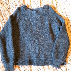 AE Soft Sweater